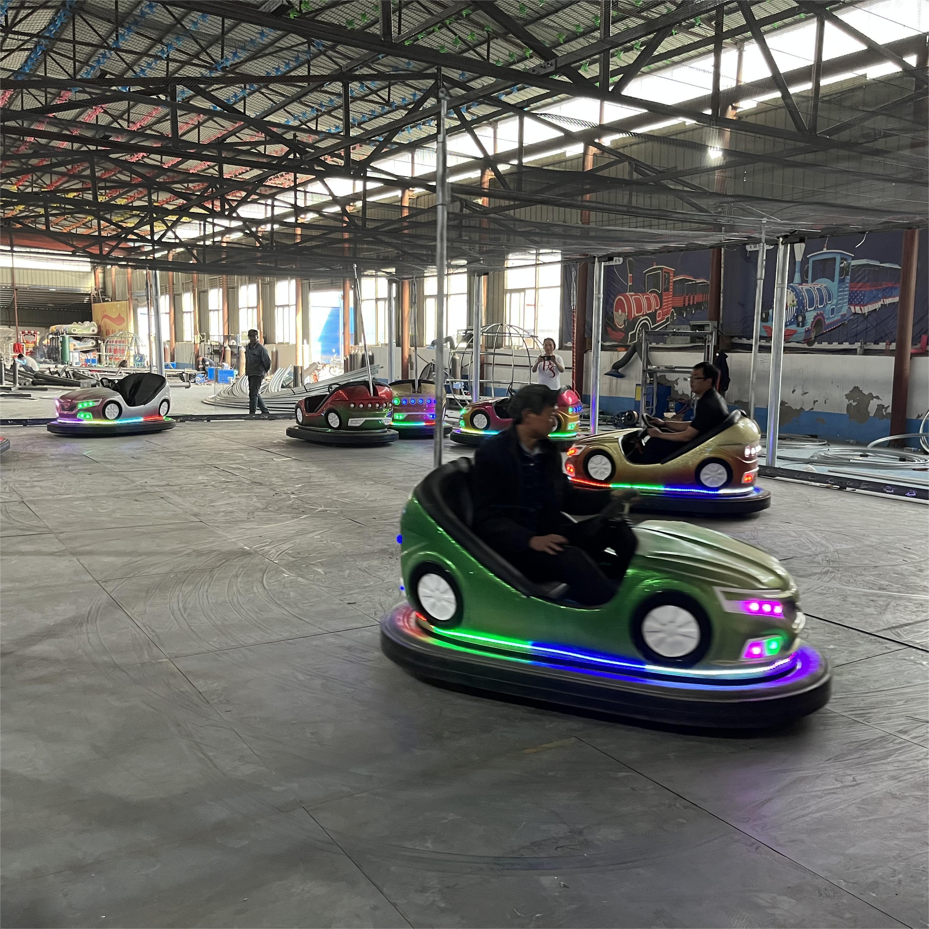 2024 new model amusement ride on  bumper cars powered by electric battery 48V