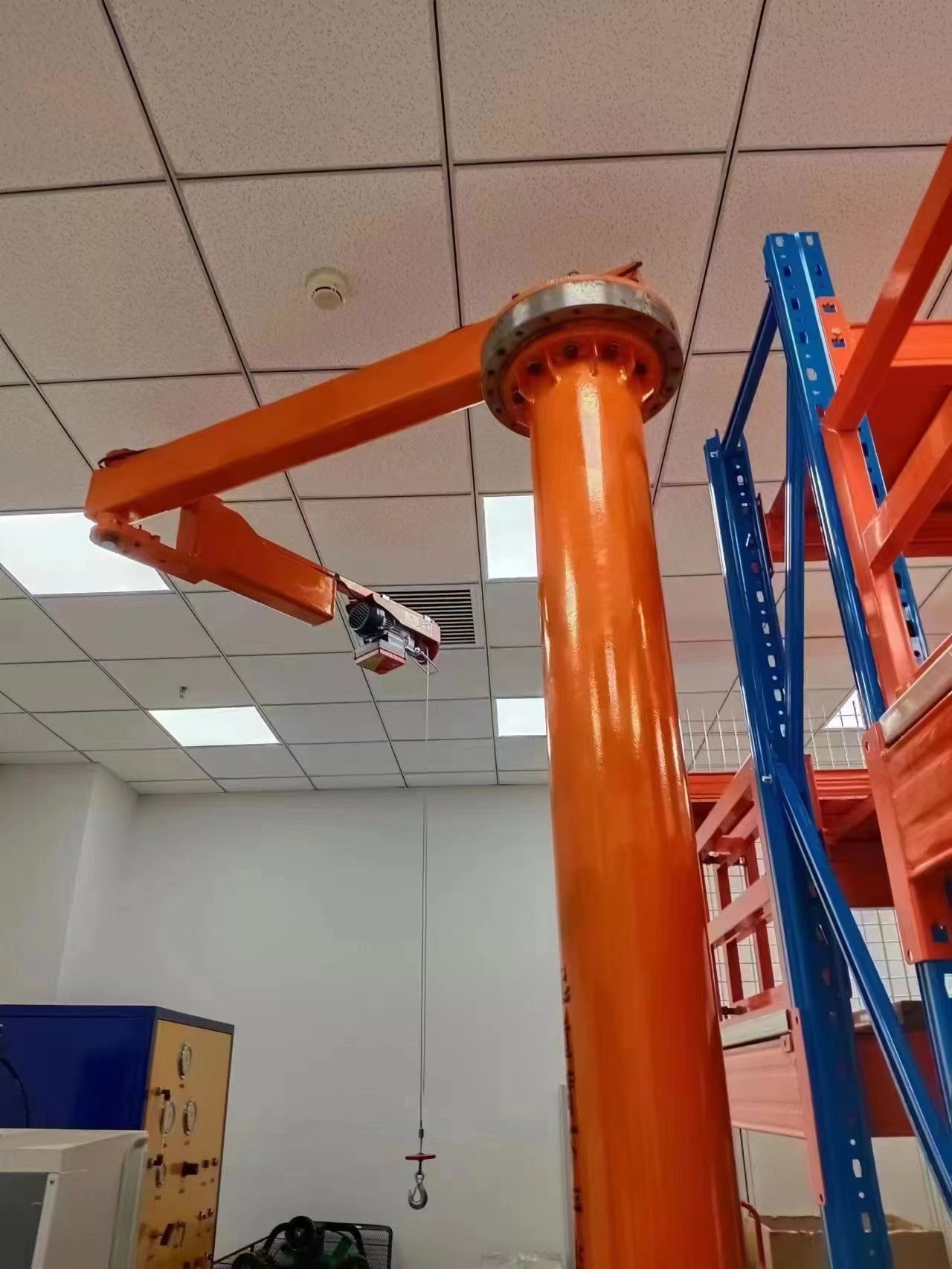 2T 3.2t 3 ton BZ 360 degree free standing pillar column mounted rotating cantilever slewing jib crane factory price