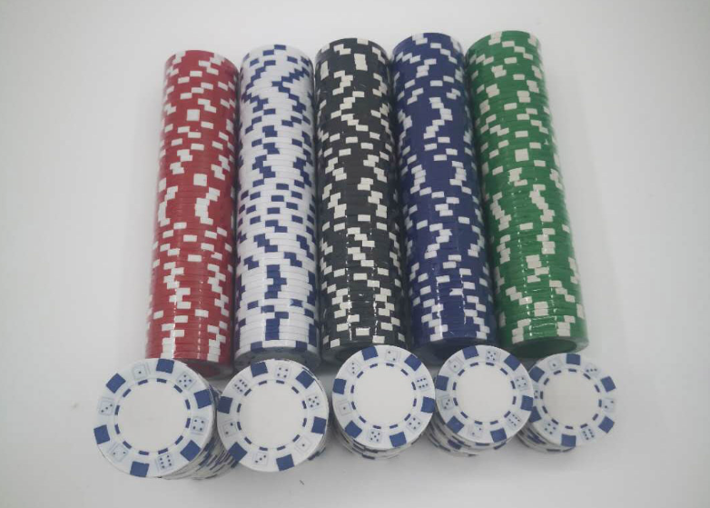 US texas 300pcs Poker Chips jetton steel clay 2 Playing Cards Bargaining Poker Chips Set With Aluminium Case