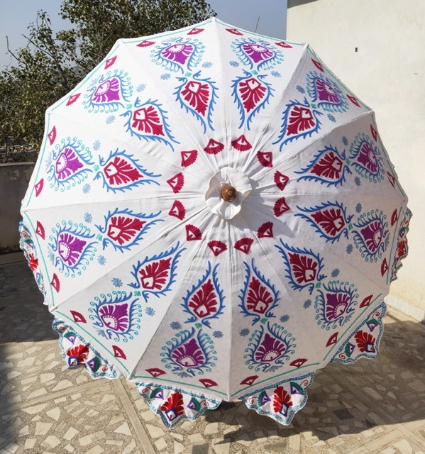 Suzani Embroidery Umbrella Outdoor Patio Decoration Bohemian Beach Umbrella Indian Handmade Large Parasol Garden Umbrellas