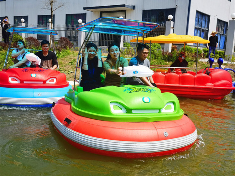 Big Size Motorized Adult And Kid Inflatable Electric Water Bumper Boat