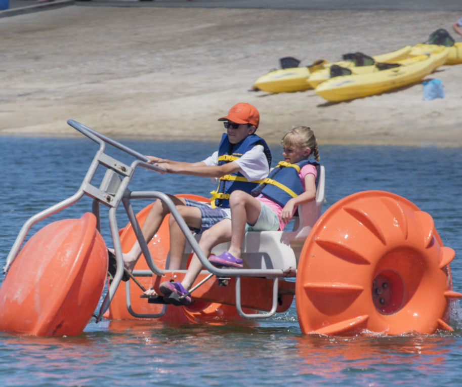 New water two-person bicycle pedal boat park water leisure bicycle recreation boat