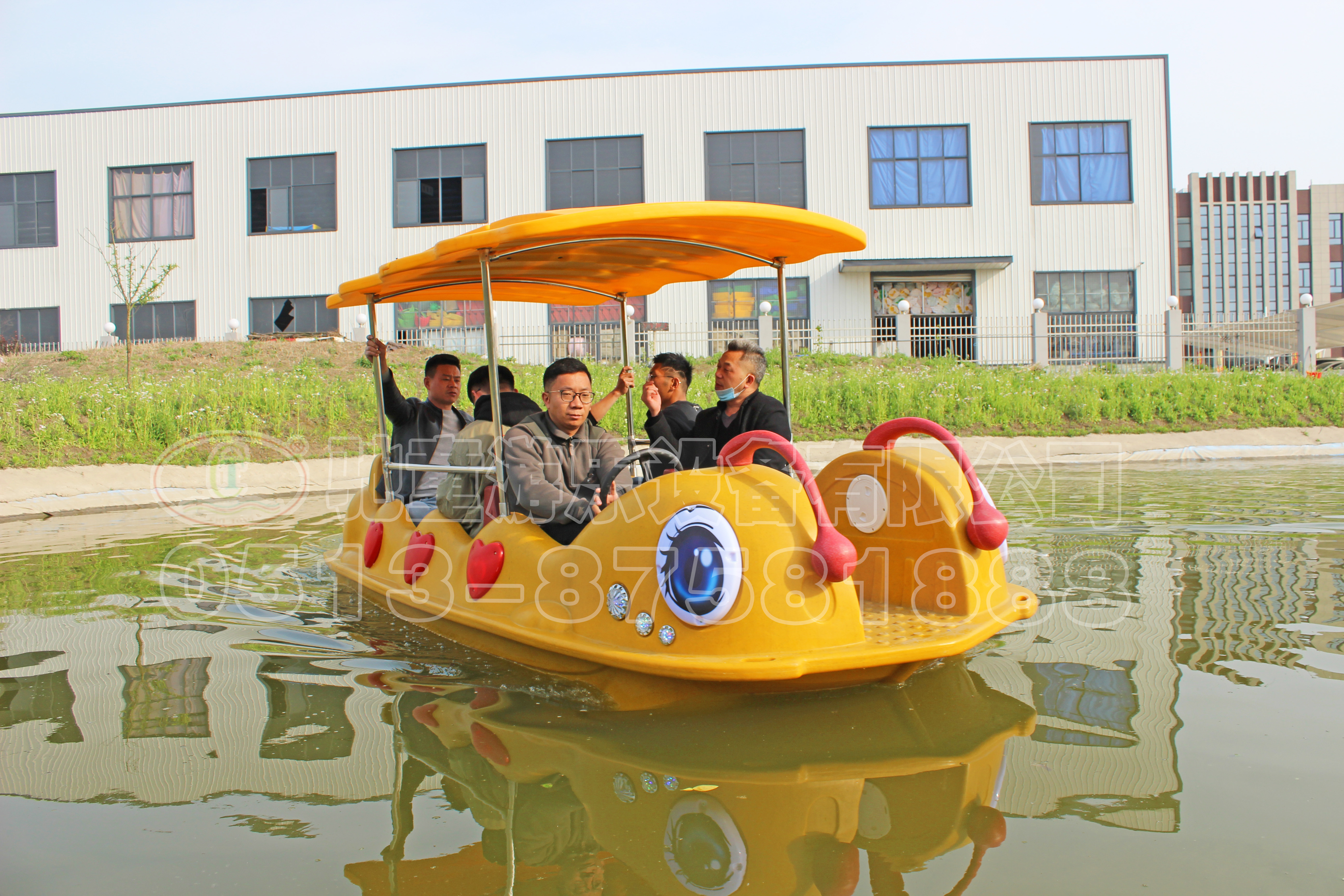 Solar Panel Electric Boat with solar battery panel boat