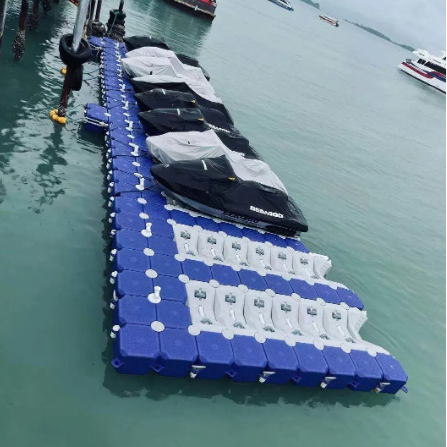 2023 low price U Shape Floating Dock Cubes   floating docks pontoon marine docks plastic water floating buoy