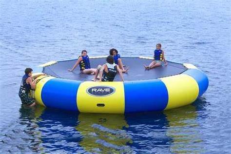 Island Hopper Spring Water Trampoline Combo , Inflatable Water Bouncer Slide