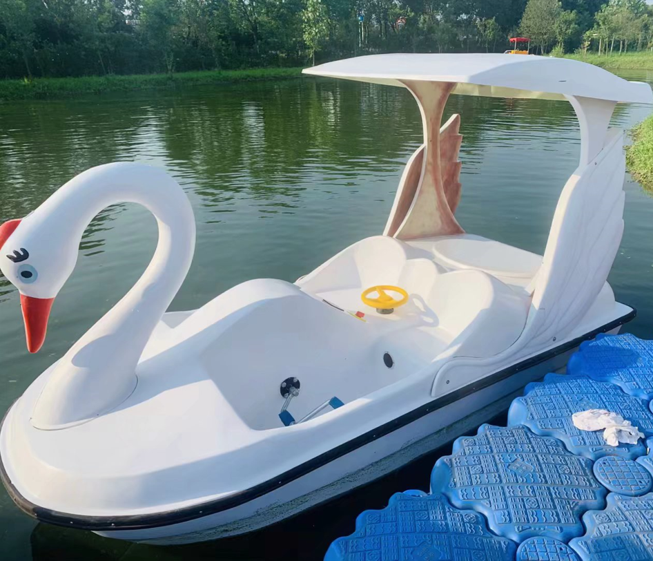 2 or 4 Person Shark duck swan flamingo animal shape  pedalo  pedal boats fiberglass  boat Factory cheap pedal boats for sale