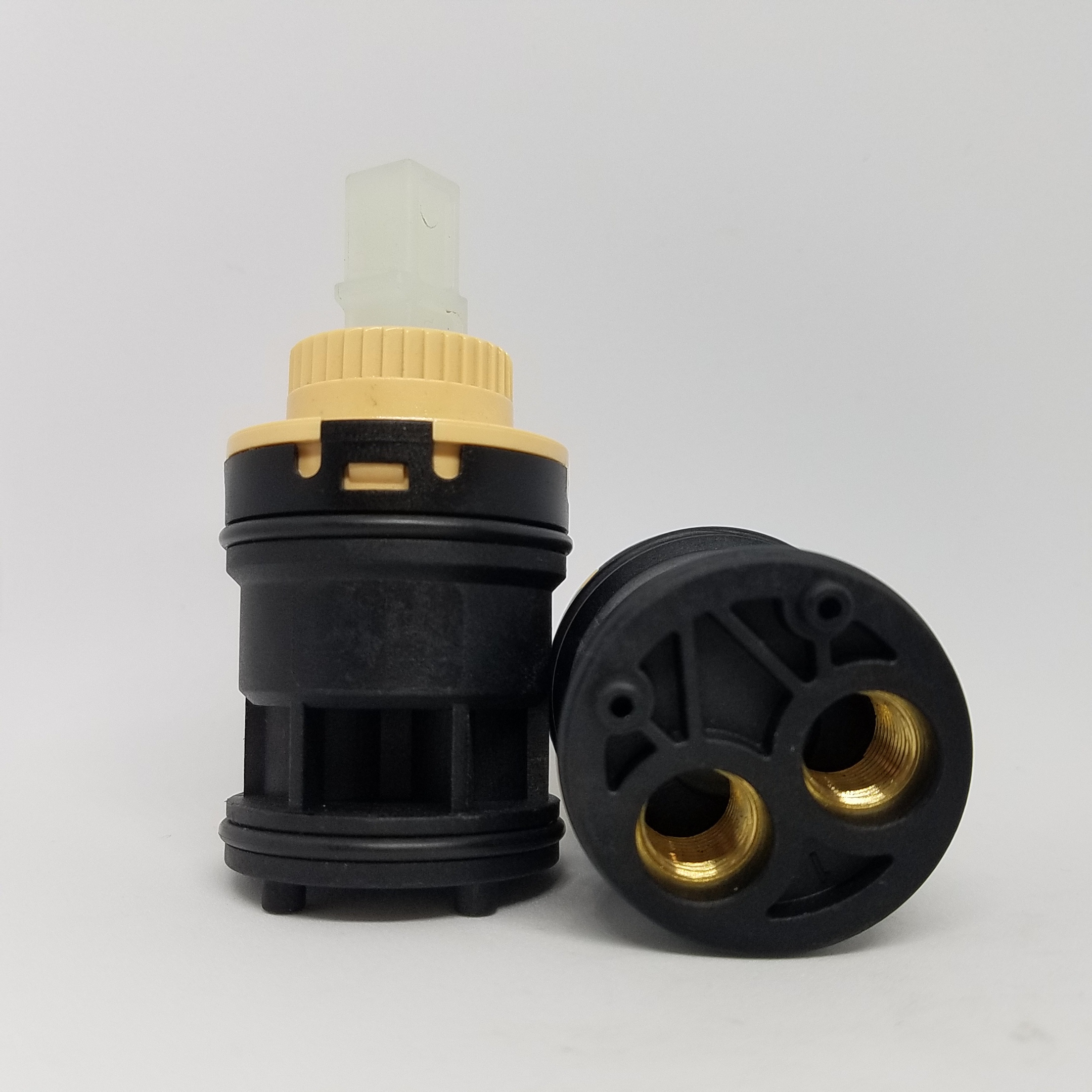 Chixin 35mm Low Torque Direct Plug in Cartridge Pipe Connected Ceramic Faucet Cartridge