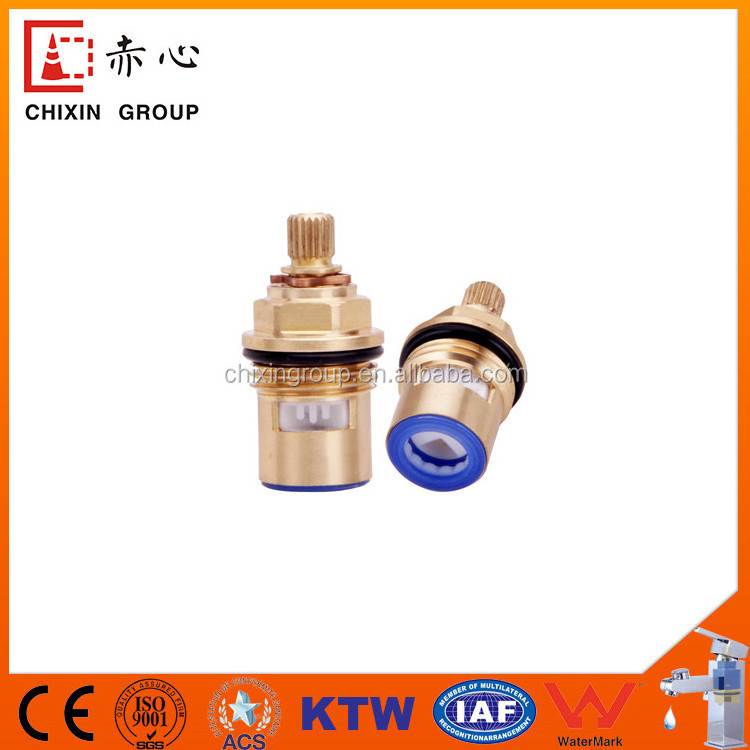 China Factory Supplier Bathroom Brass Faucet Accessories