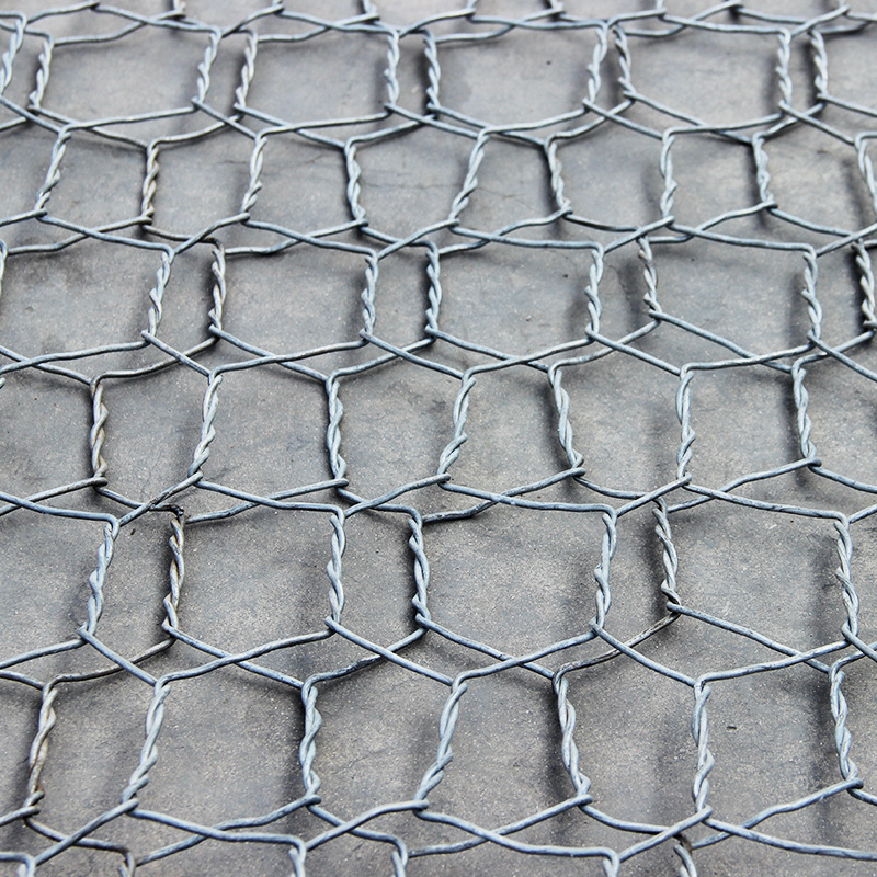 Wholesale for hot dip galvanizing not easy to rust small coil iron wire hexagonal net