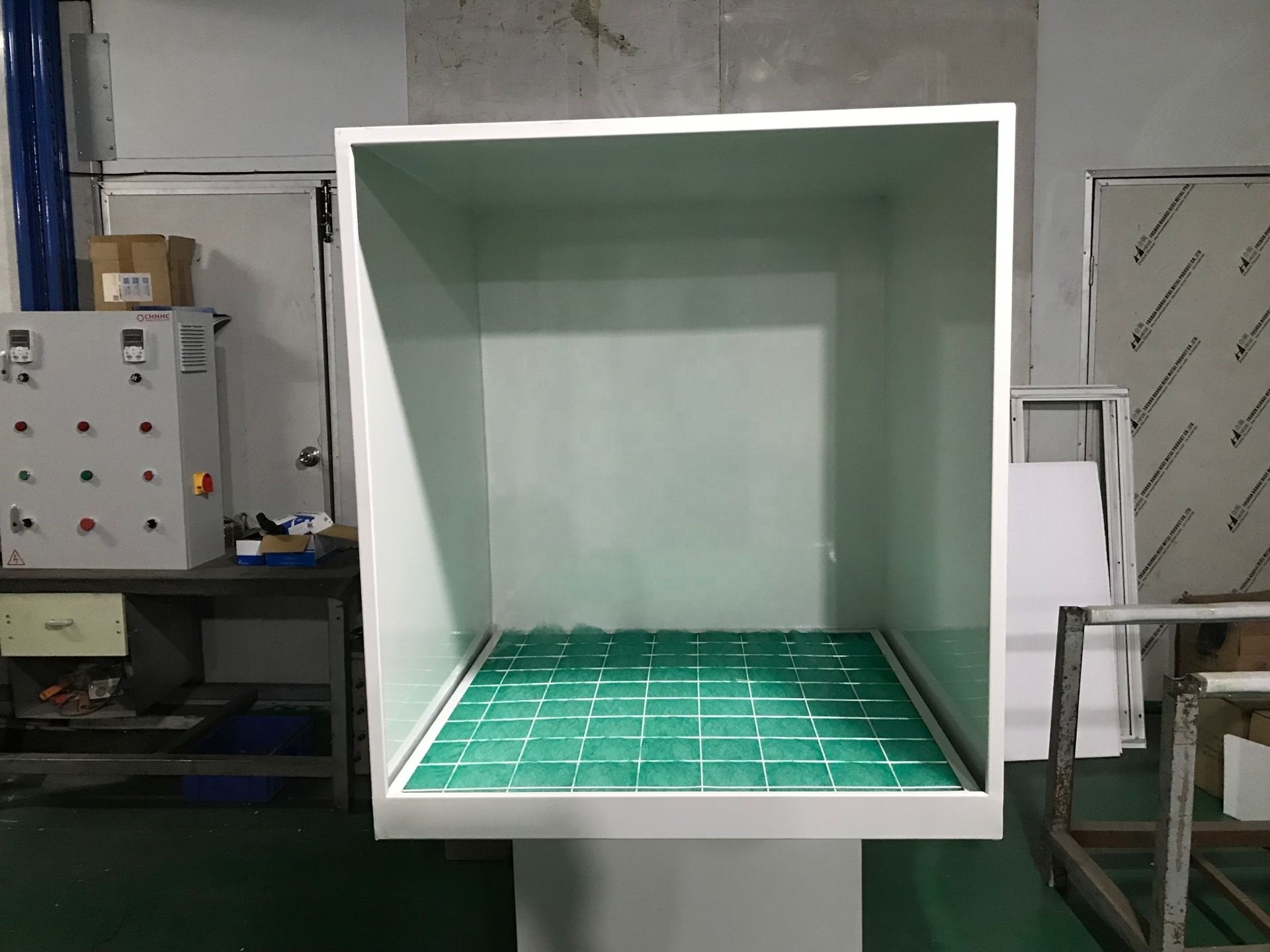 2020 small paint cabinet /spray paint booth  new product