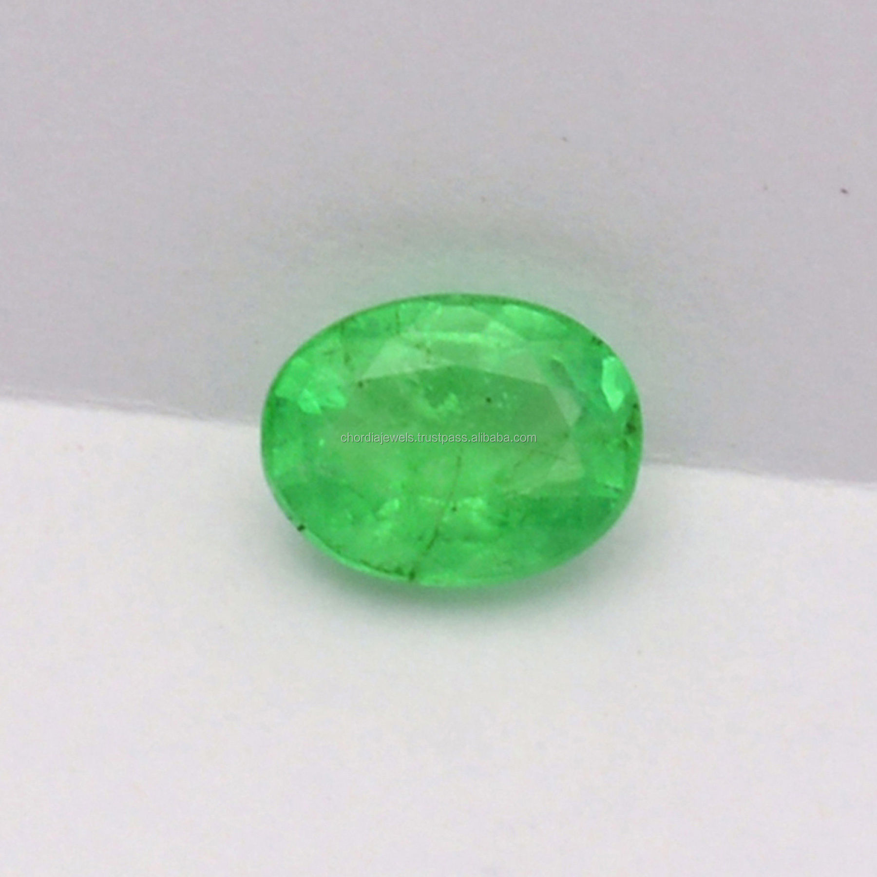 1.28 cts Natural Colombian Emerald 8.20x7mm Oval Cut Faceted Loose Gemstone For Jewelry Making Wholesaler from India