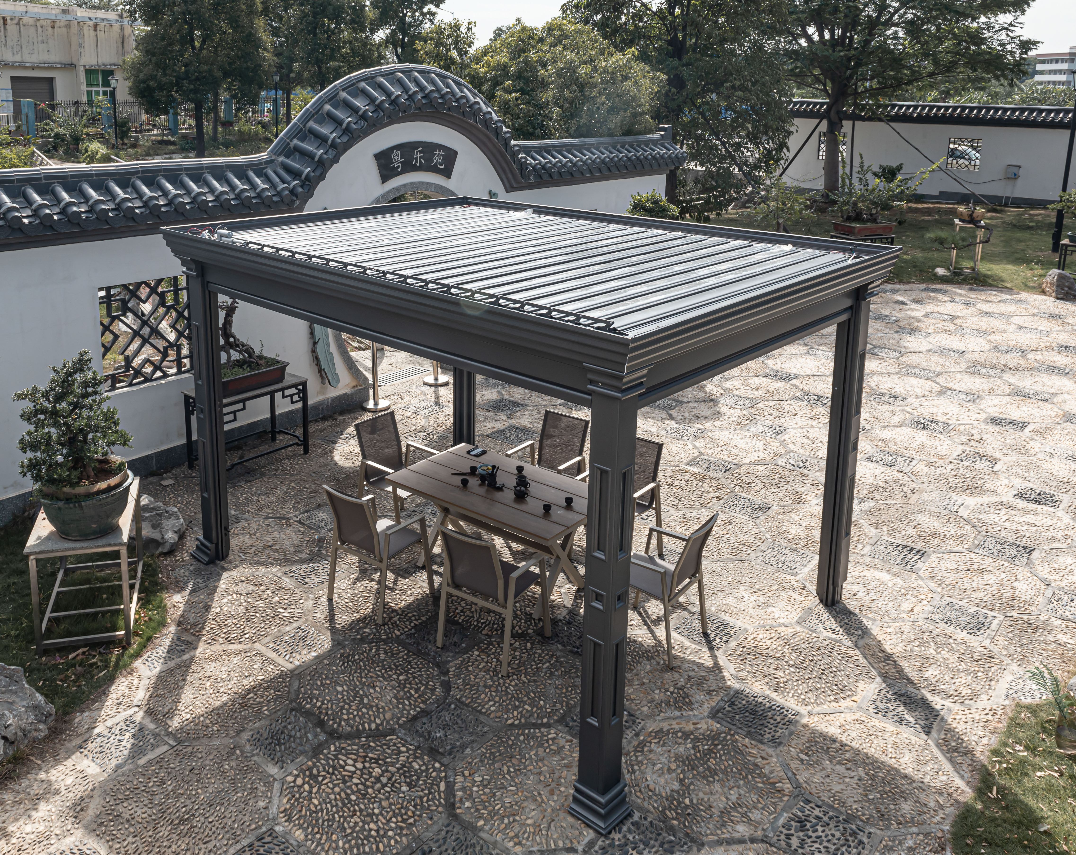 OEM 3X3,3X4,4X4,6X4m Garden Waterproof Outdoor Aluminium Louvered Gazebo Pergola