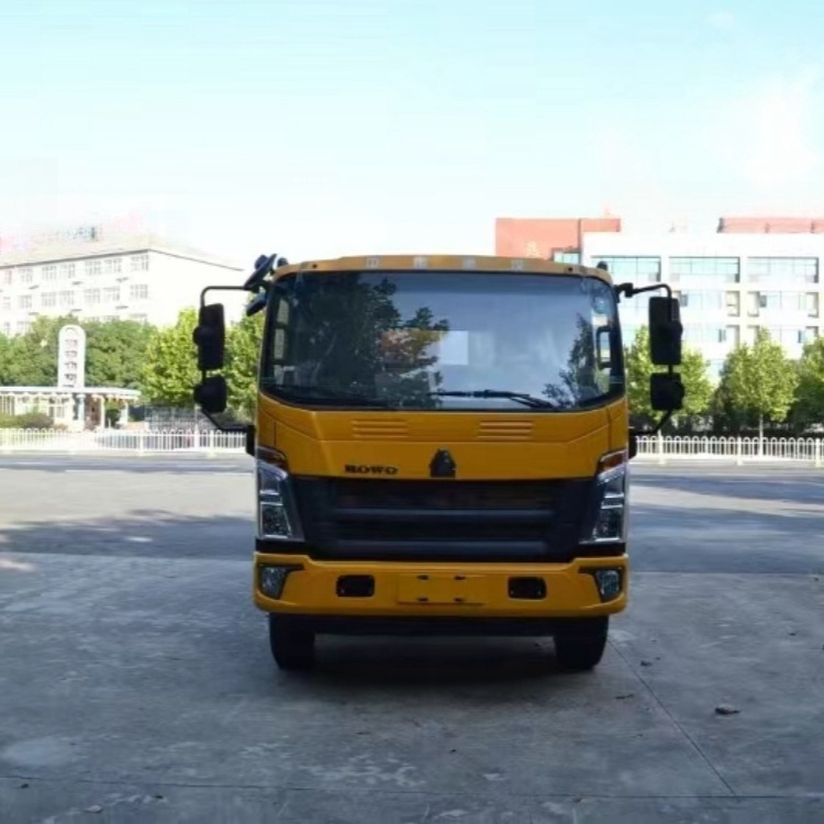 HOWO asphalt distributor truck 6 cbm tar spraying tank paving machinery asphalt trucks