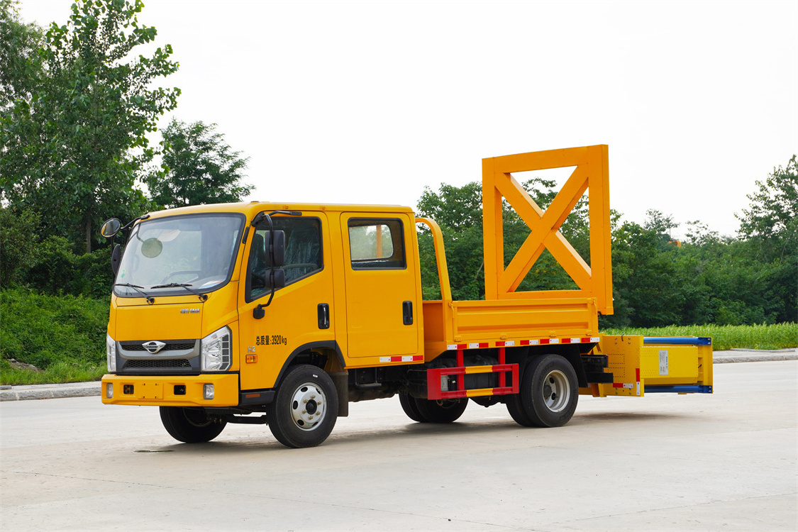 Foton H2 70K Anti-collision Buffer Truck used for highway tunnel expressway construction and other projects