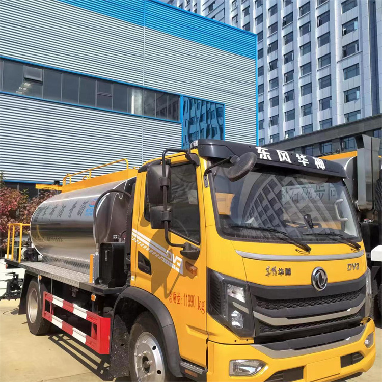 Hot selling Dongfeng 5000L- 6000L asphalt distributor truck Intelligent  asphalt distributor bitumen sprayer   asphalt truck