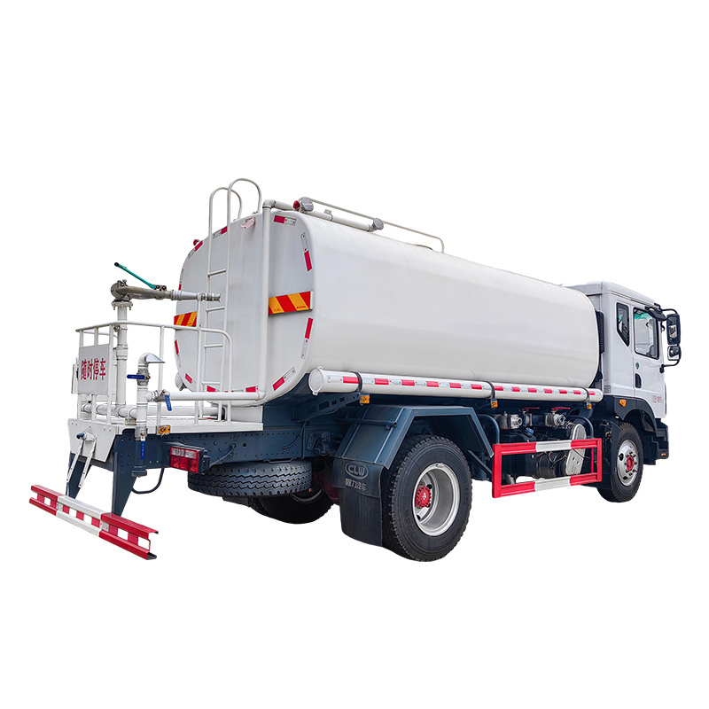 Dongfeng sprinkle truck 10000L tanker water truck in hubei