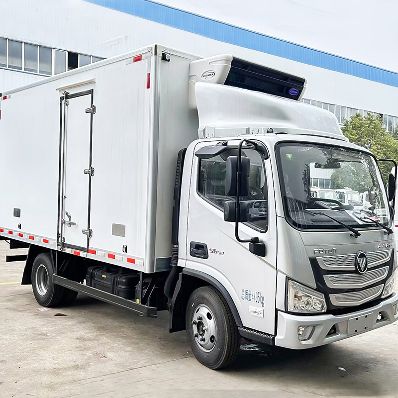 Foton Omar refrigerated truck for seafood and live fish