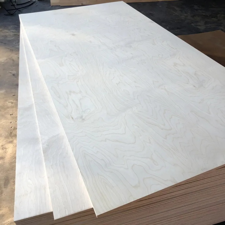 Linyi Plywood Factory For Sale Low Price First-class Indoor Use 4x8 18mm Baltic Birch Plywoods Birch Plywoods 18mm