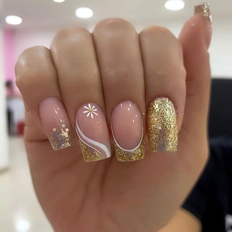 Factory Wholesale Price Almond False Nails Art Acrylic Artificial Fingernails Luxury False Press On Nails