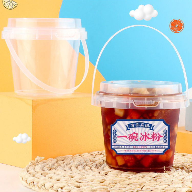 Hot selling custom logo Fruits Container 500ml 700ml 1000m Plastic Drinking Buckets With Lids with handles