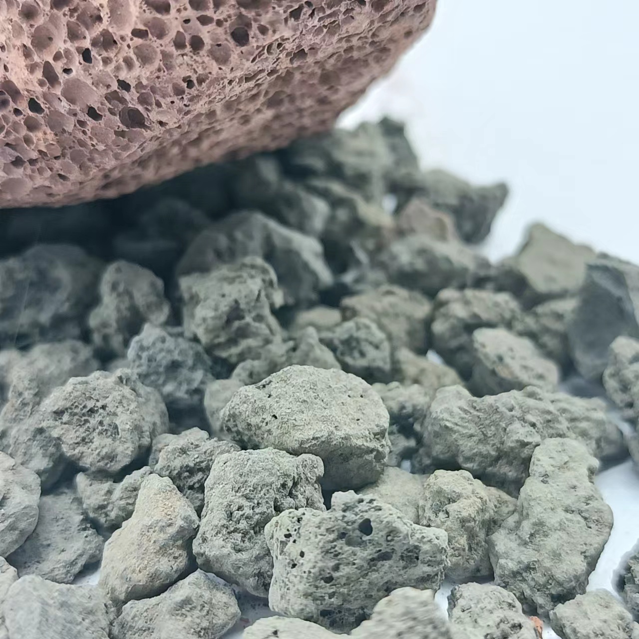 Natural lava Volcanic pumice stone for Construction