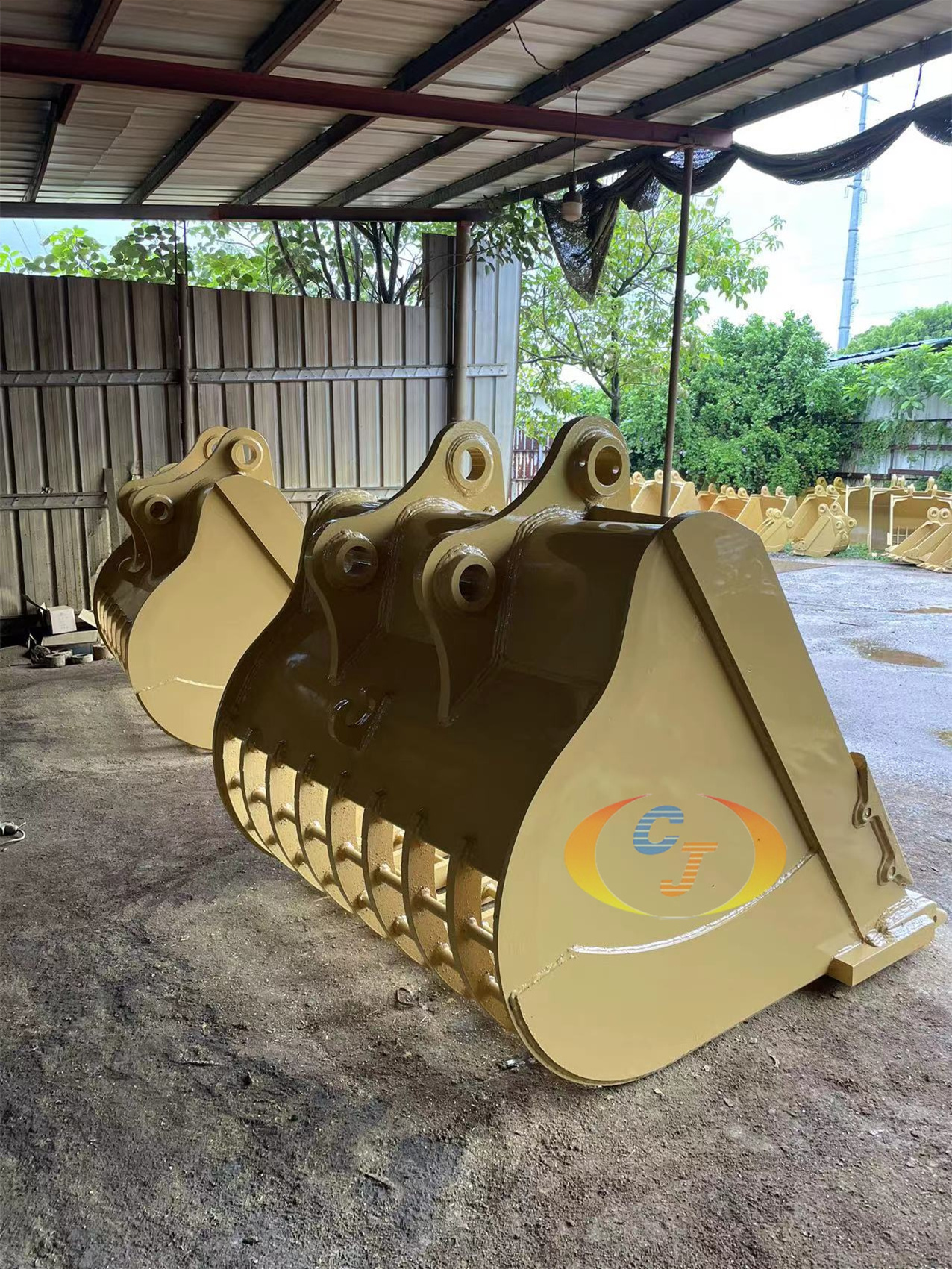 Customization High Strength Alloy Skeleton Excavator Bucket / Excavator Grid Bucket for SY375 SY365 SY335