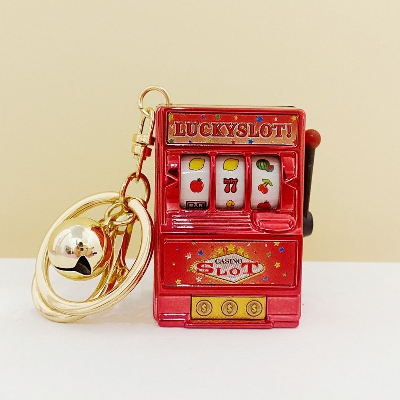 CY Wholesale Top Sale Colorful Funny Game Slot Machine Key Chain Party Gifts Souvenirs