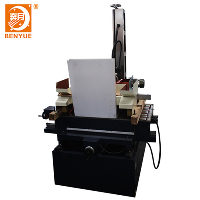 Desktop edm die sinker machine