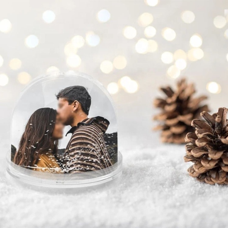 Valentine's Day Gift Sublimation Plastic Photo Frame Glitter Snow Globe and Water Snow Ball Frame Marco de Fotos