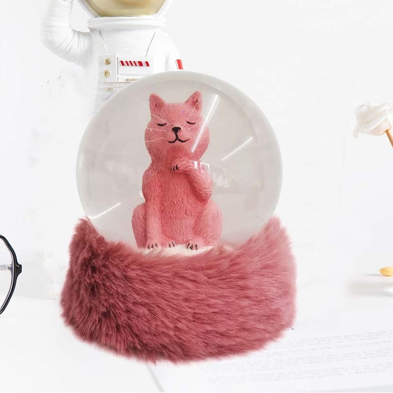 Customizable Cute Fur Base Model Snow Globe Resin Water Globes Wedding Giveaways or Snowball Decorations