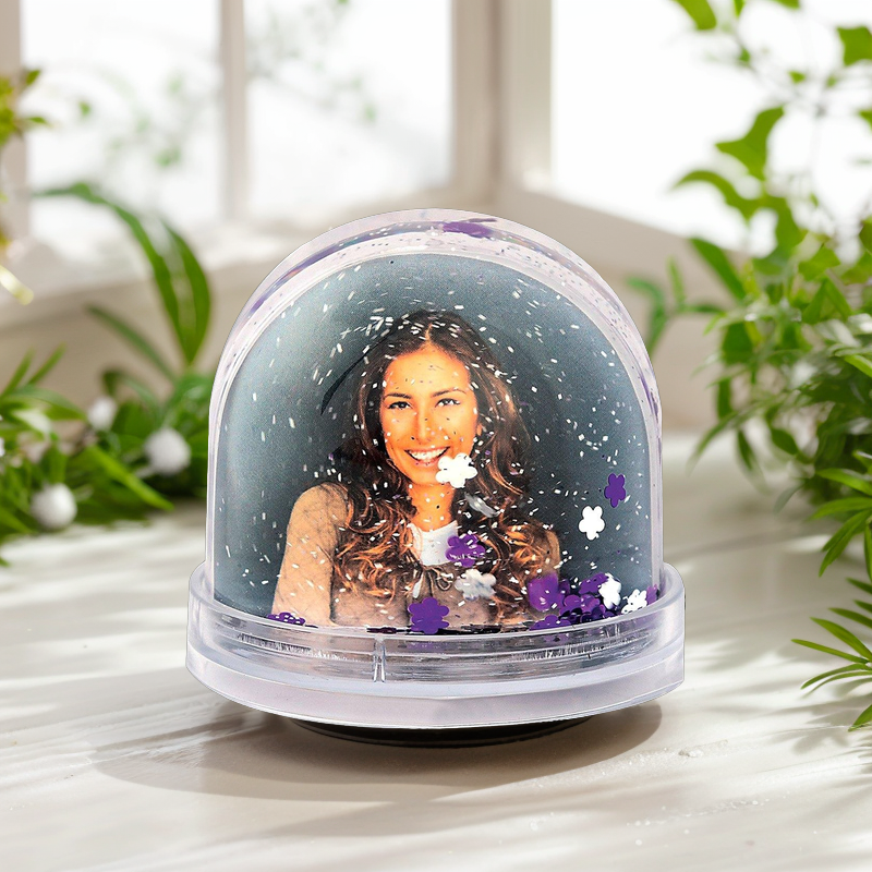 Personalized Photo Frame Water Globe Custom Snow Ball Christmas Wedding Decoration High Quality Plastic Material Home Decor