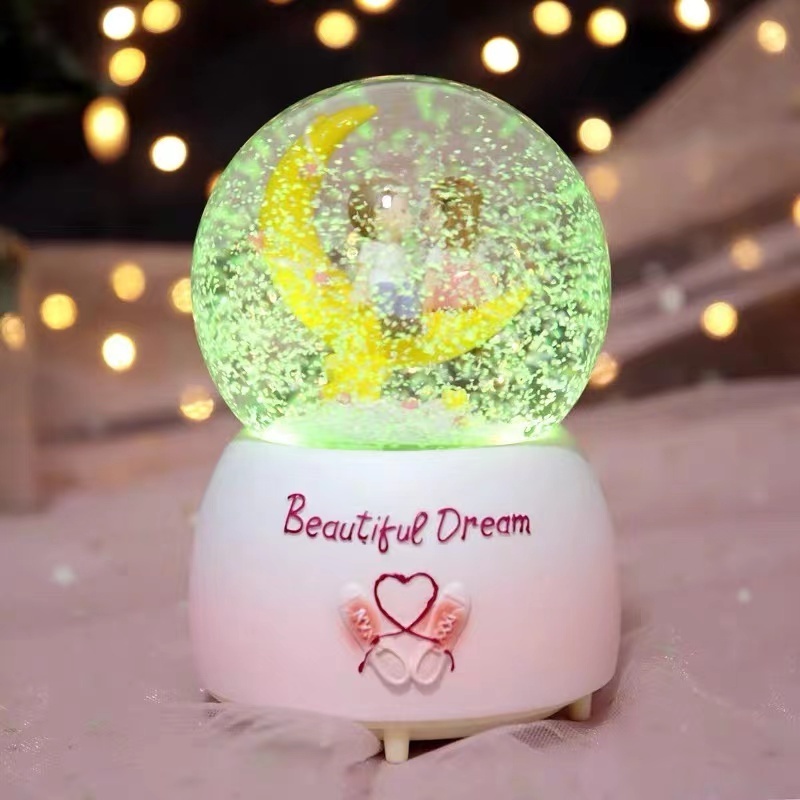 Personalized Wedding Souvenir Snow Globe Wedding Snow Ball Wedding Decoration Couple Snow Globe