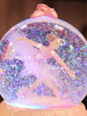 Custom Light Dancing Ballerina Crystal Ball Glass Snow Globe Artificial Resin Water Globe for Home Decoration Christmas Gifts