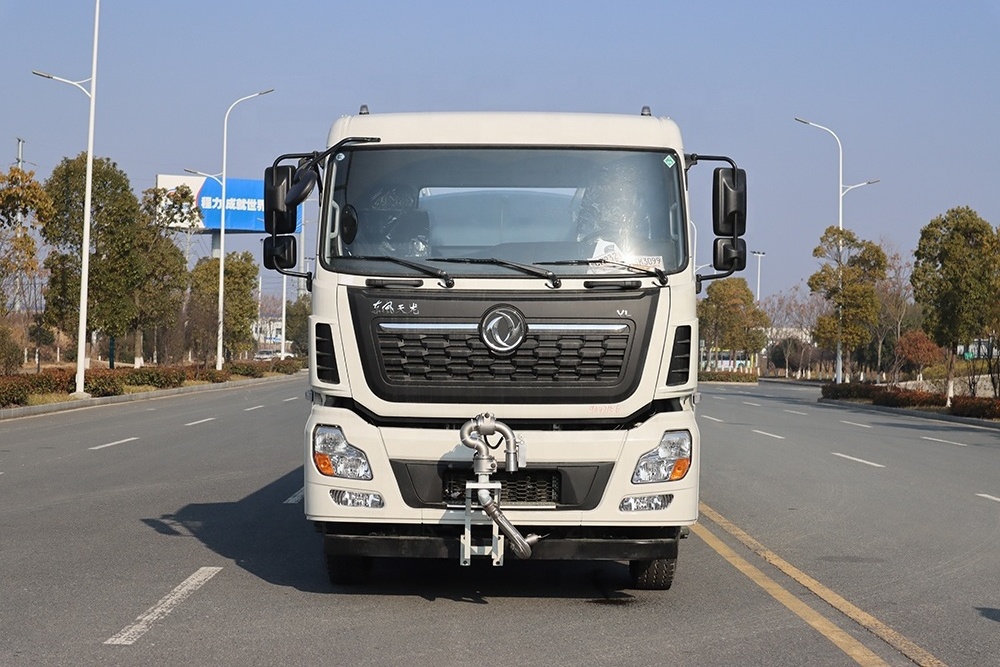 Hot Sale 8x4 Dongfeng  Tianlong 25CBM Water Delivery Truck