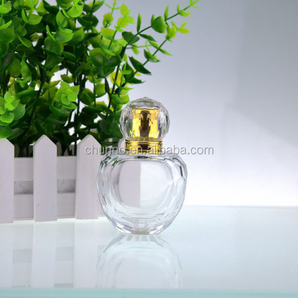 New arrival 50ml clear diamond perfume bottle glass heart shape cosmetic spray bottle