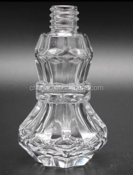 China hot sale 30ml 50ml 100ml triangle perfume glass spray bottle empty diamond shape bottle