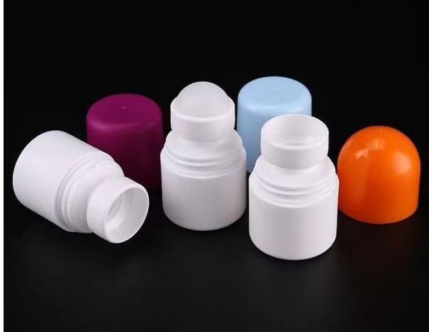 white hdpe plastic roll on deodorant empty bottle 2024 new arrival empty round 30ml Ready to ship essential oil roller bottle