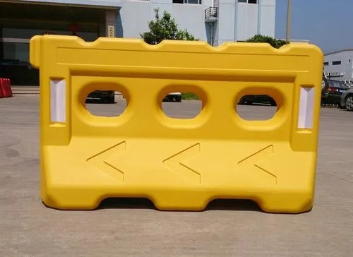 New Rotationally Molded Plastic Highway Barriers / Roadblock , Custom New Mould