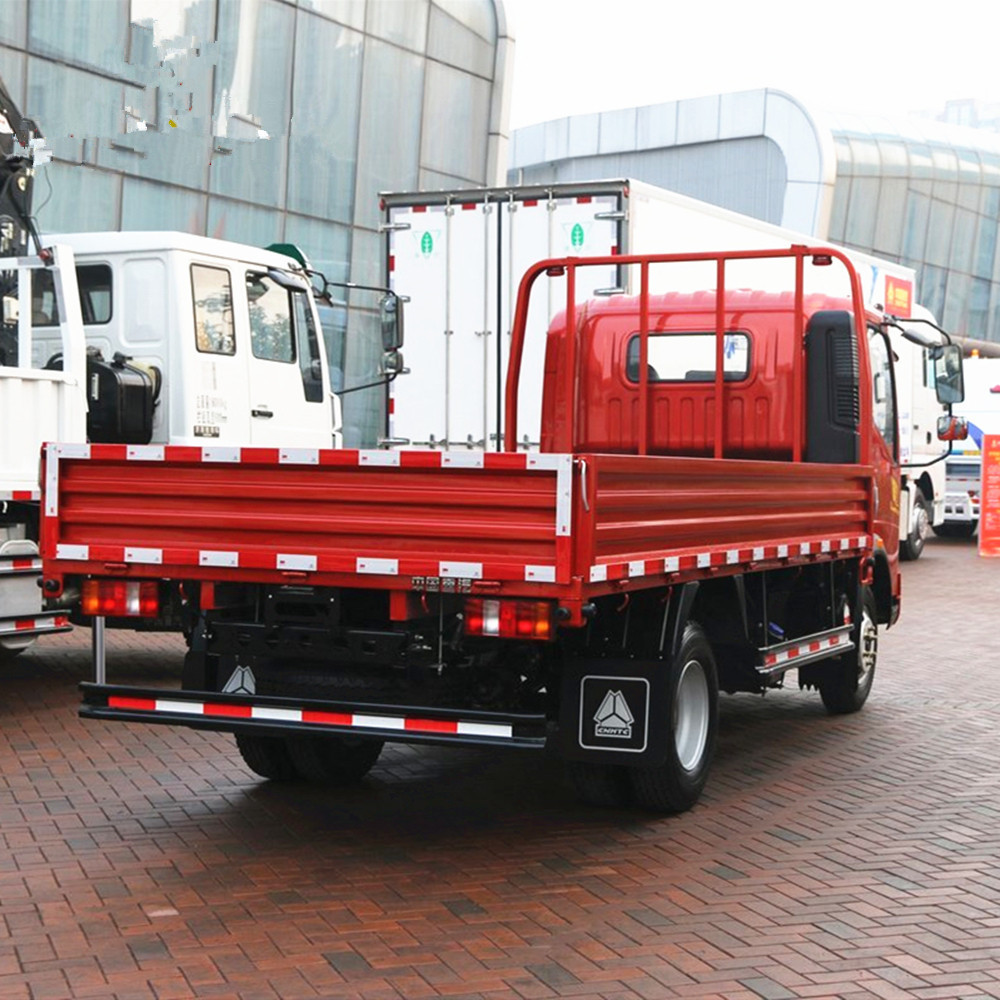 Cheap price used howo 4x2 4x4 154hp 5tons isuzu mini cargo truck used hino cargo trucks