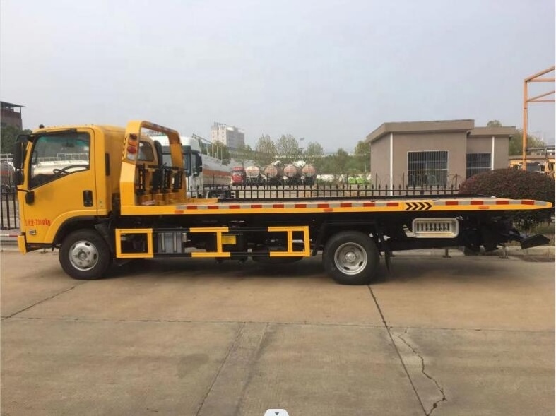 4X2 8Tons Flatbed Towing Truck  Emergency Wrecker Truck for Sale