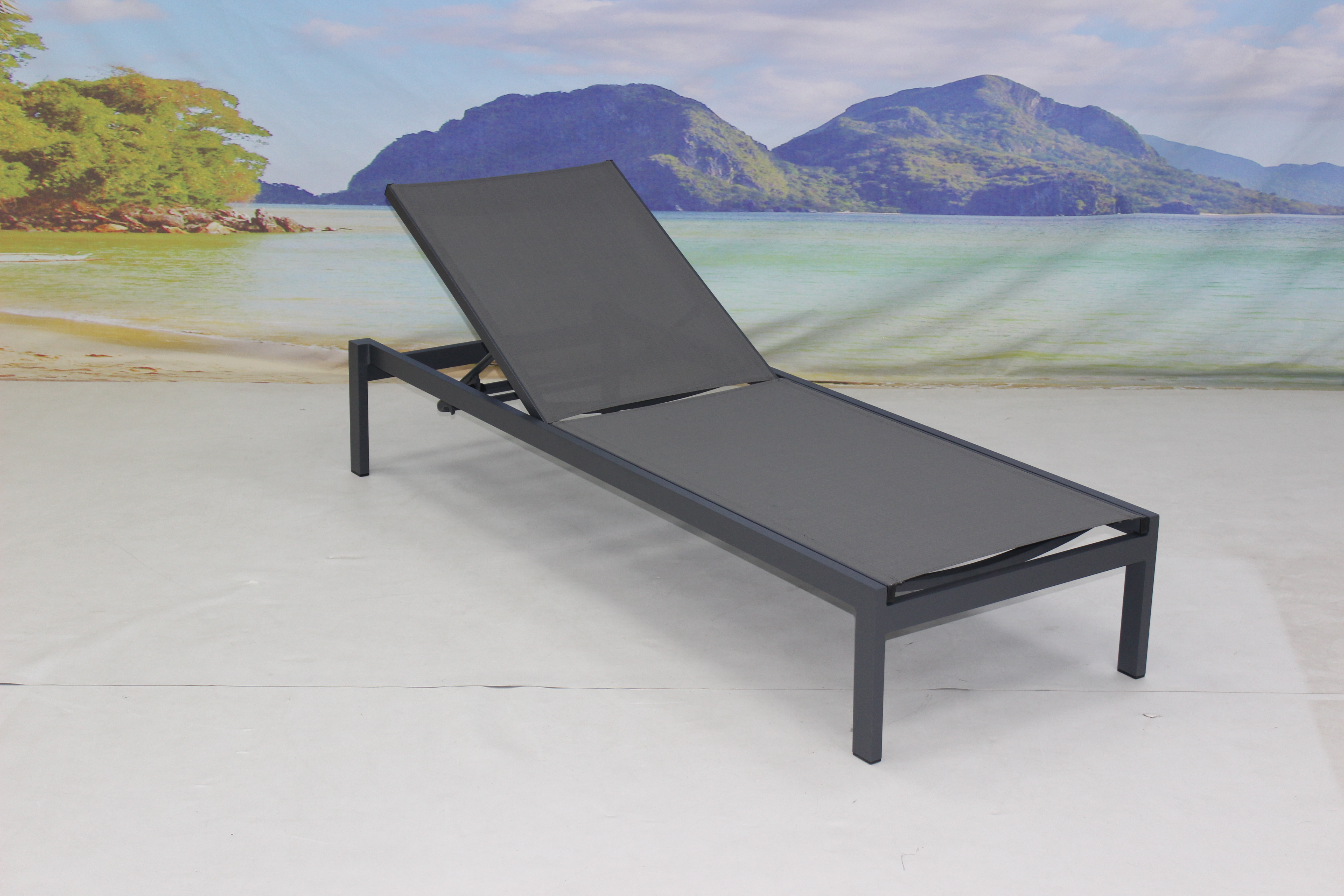 High Quality Outdoor Hotel Pool Side Deck Furniture Aluminum Frame Textile Mesh Fabric Beach Chaise Lounge Chair With Side Table