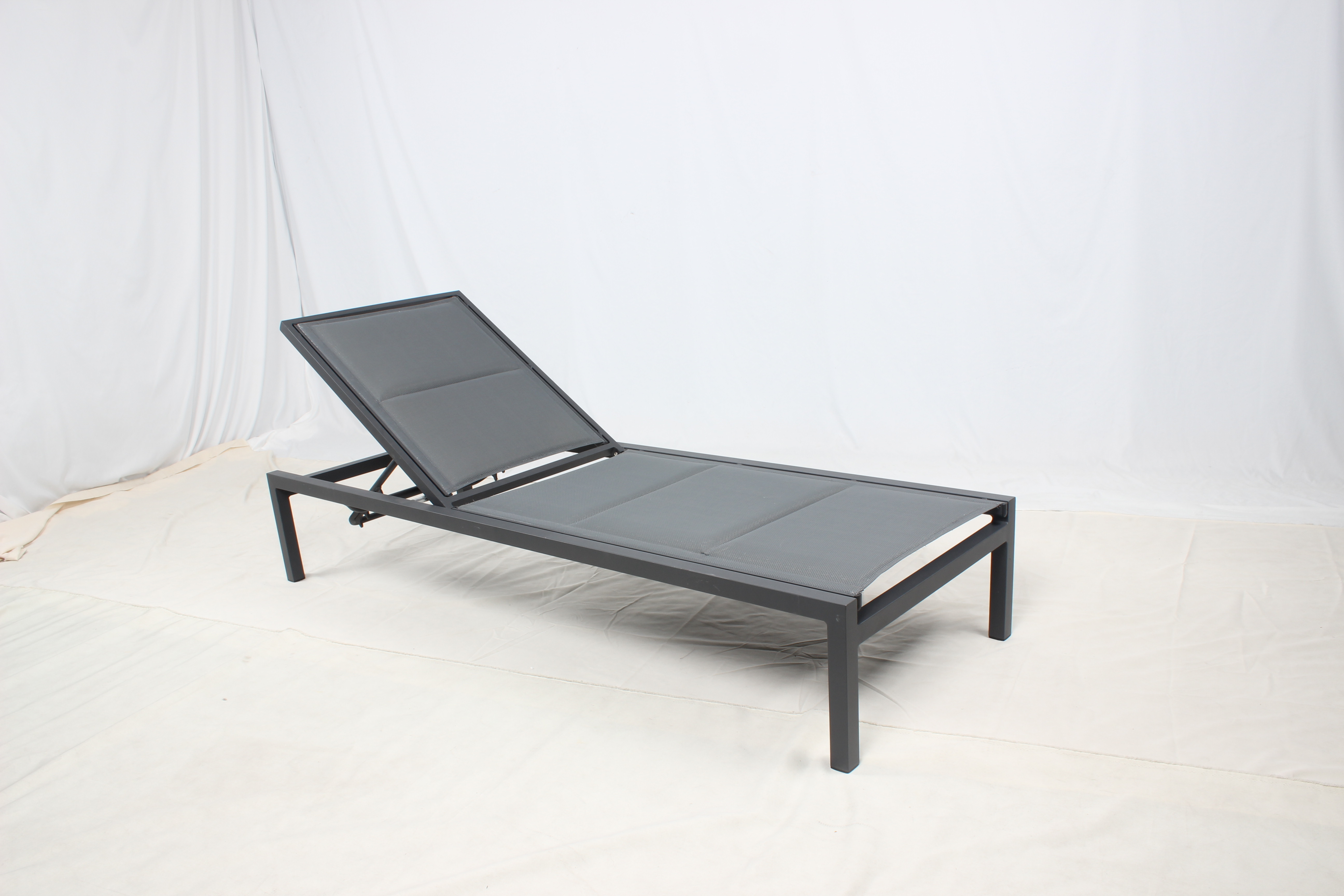 Aluminum frame mesh leisure outdoor chaise lounge pool furniture