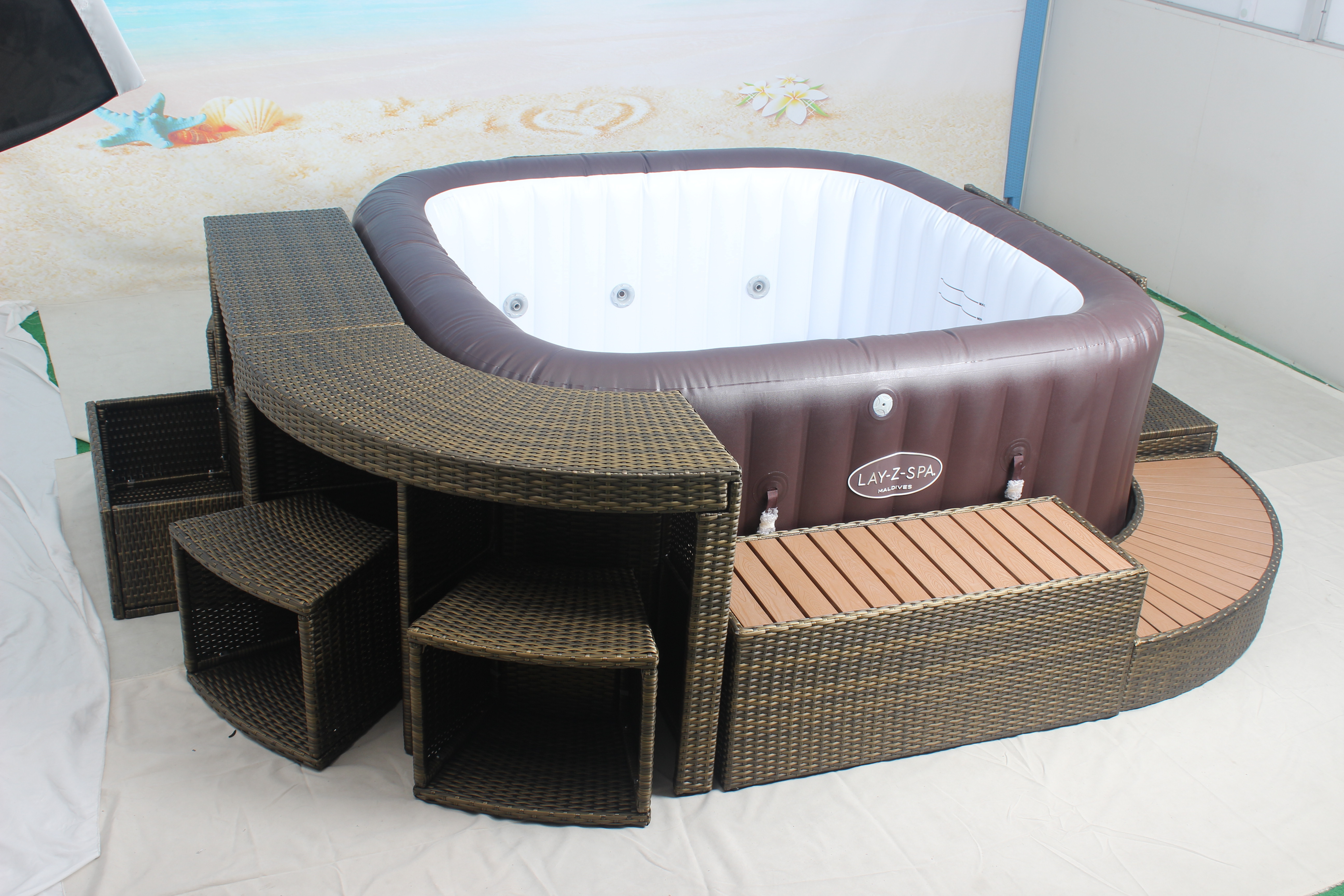 Kd Package Popular Wholesale Outdoor Garden Use Big Size Square SPA Rattan Furniture