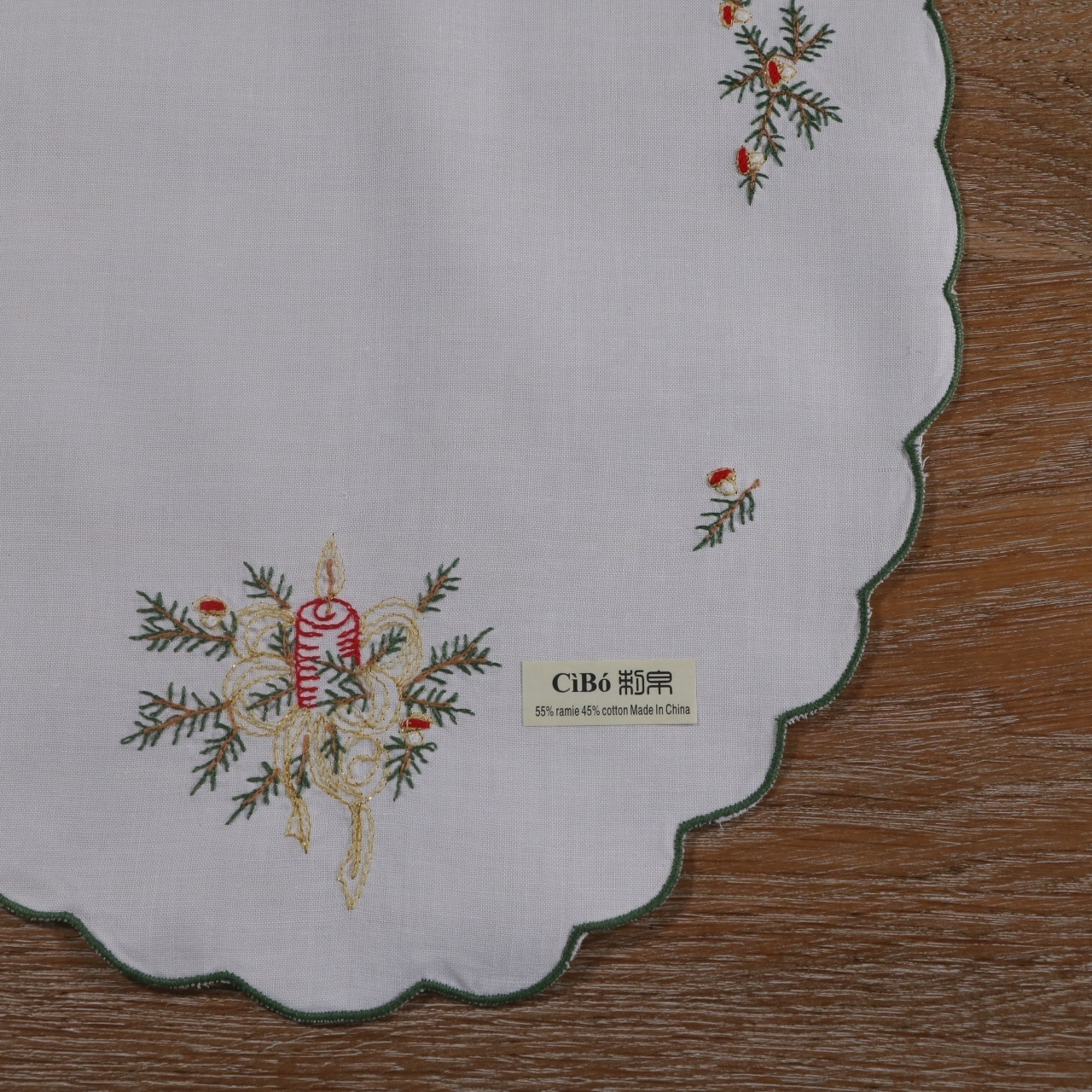 N061  White 55% Ramie45% Cotton Elliptical Placemats 45cm x 30cm  Christmas style embroidery  Green curved edge Table mats