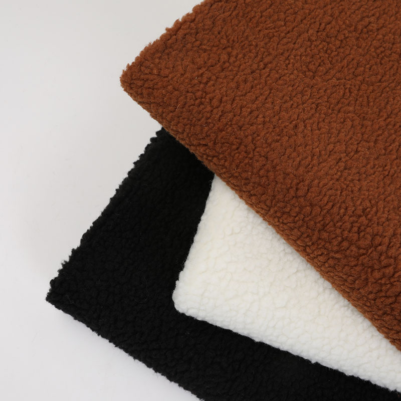 2023 Good quality 100% recyclable polyester lamb wool fabric for winter garment and suit