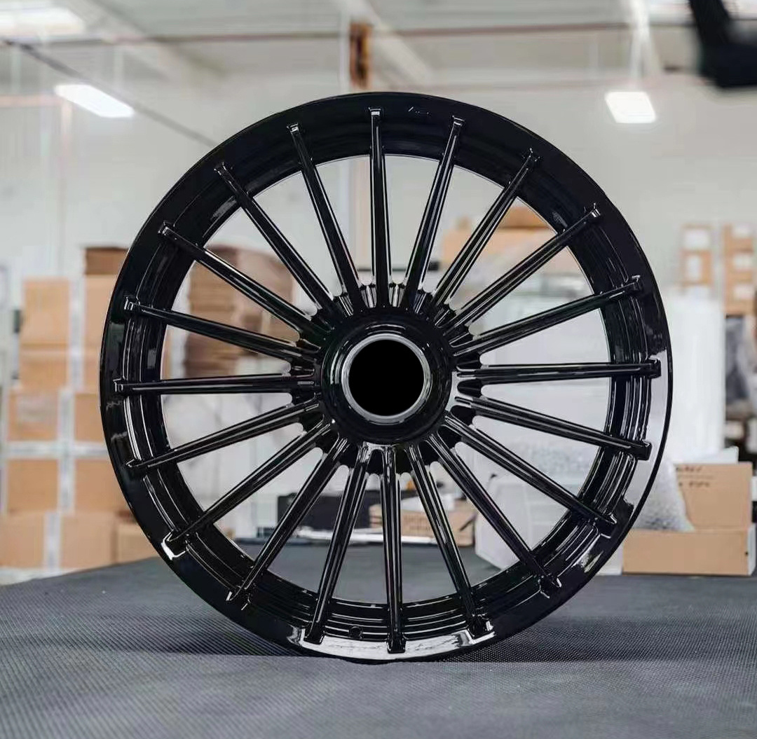 Latest Customization Style Monoblock Gold and Black Wheels 18-24Inch 5X120 Aluminium Alloy Forged Car Wheels For Rolls Royce