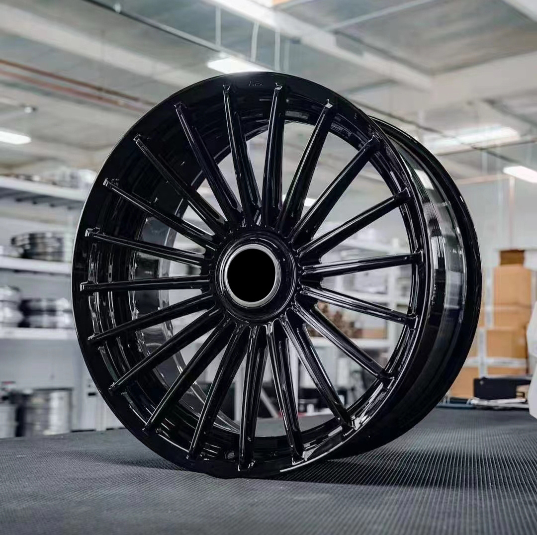 Latest Customization Style Monoblock Gold and Black Wheels 18-24Inch 5X120 Aluminium Alloy Forged Car Wheels For Rolls Royce