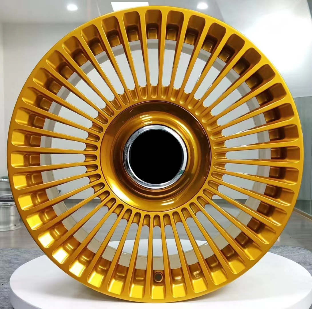 Latest Customization Style Monoblock Gold and Black Wheels 18-24Inch 5X120 Aluminium Alloy Forged Car Wheels For Rolls Royce