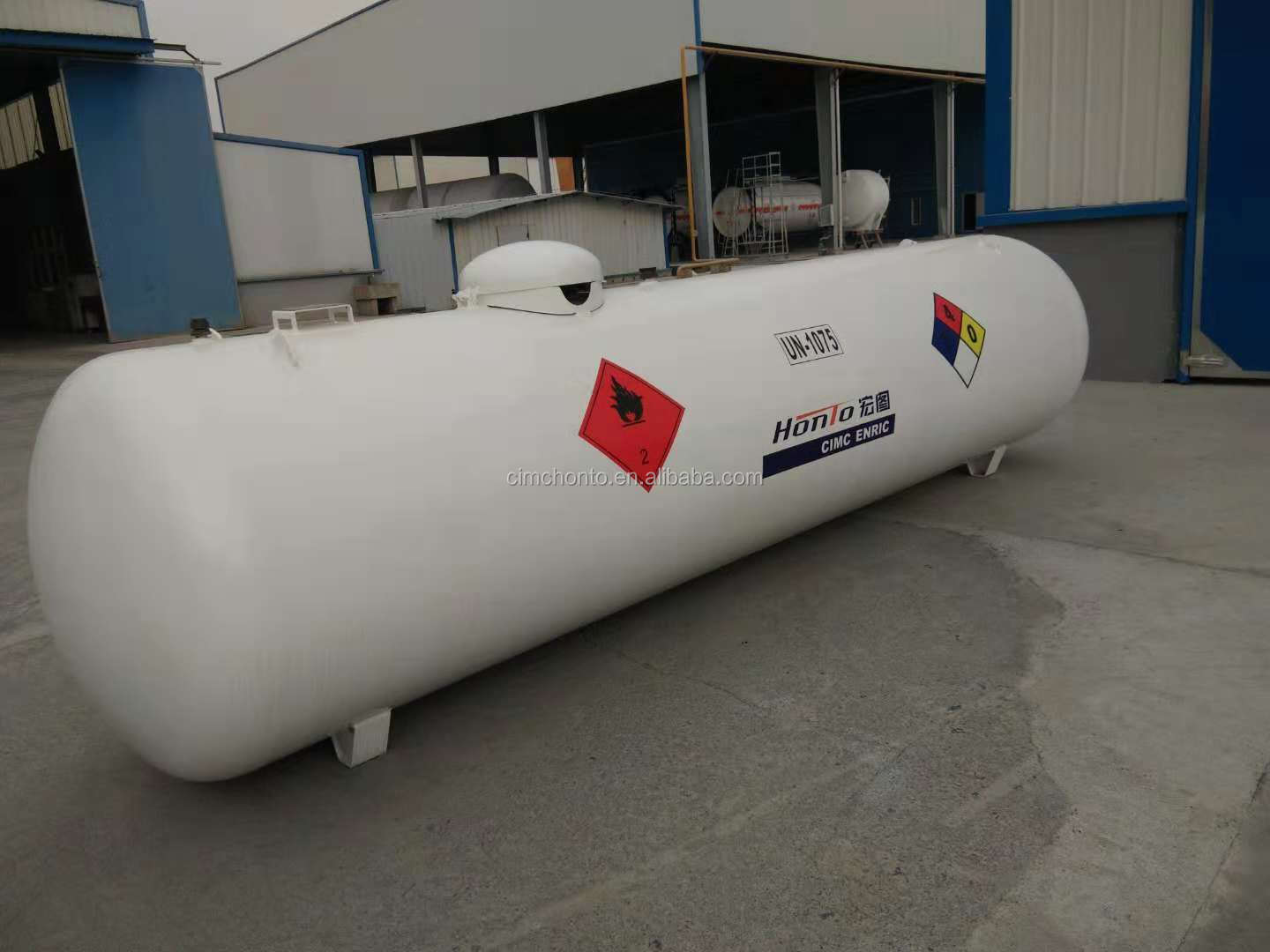 200 gallon propane tank  in ground