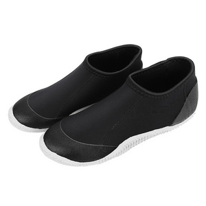 Wholesale Diving boots 3MM beach surfing non-slip upstream shoes anti-coral snorkeling flippers Water Sports 3MM Neoprene Shoes